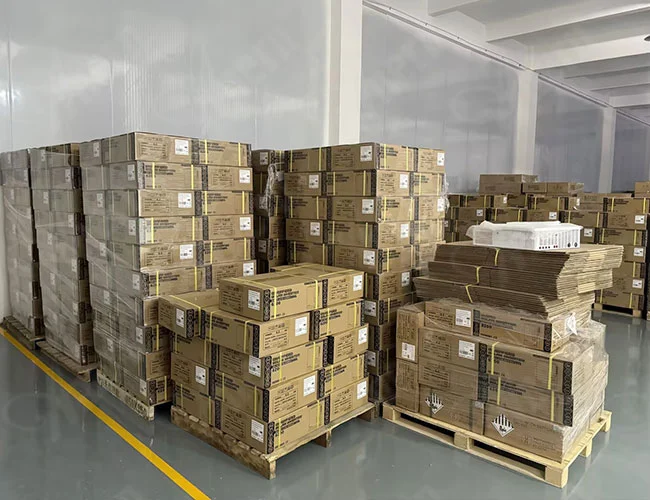 10kw 3 phase off grid hybrid solar inverter